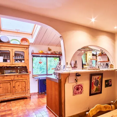 Martin Le Vinoux Maison Holiday home