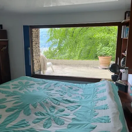 Martin Le Vinoux Maison 度假居